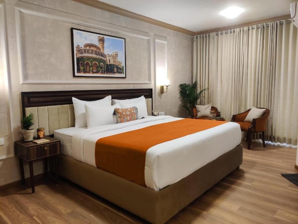 Nalapad'S Hotel Bangalore International Εξωτερικό φωτογραφία