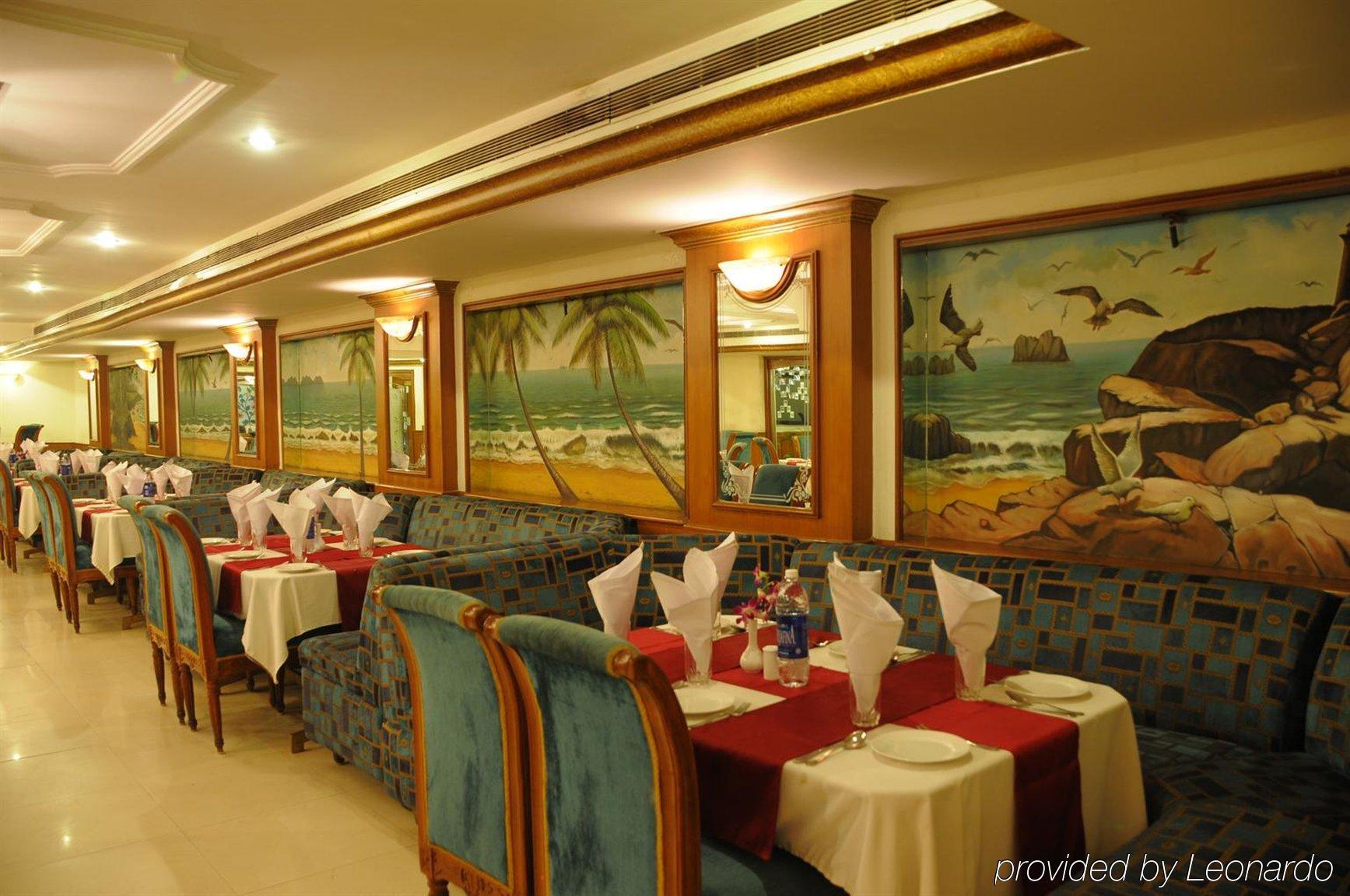 Nalapad'S Hotel Bangalore International Εστιατόριο φωτογραφία