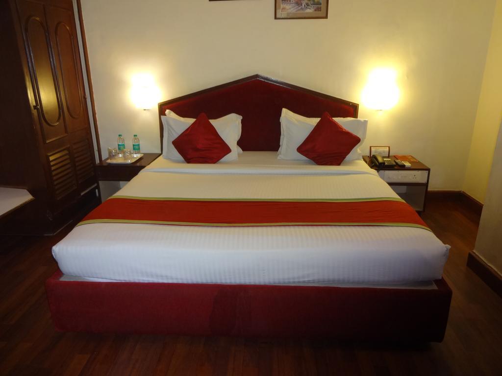 Nalapad'S Hotel Bangalore International Εξωτερικό φωτογραφία